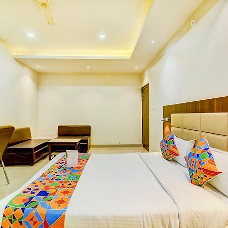 Fabhotel Solitaire Inn Kanpur Buitenkant foto