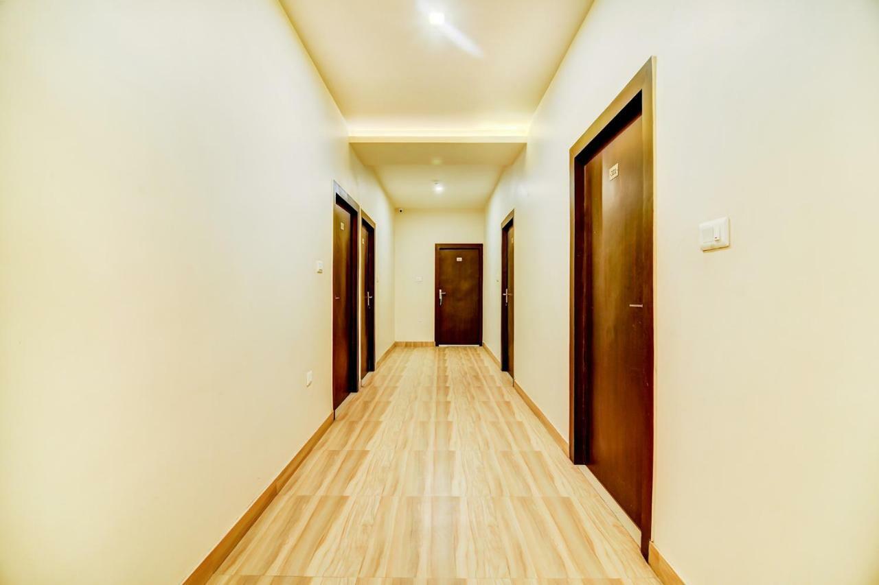 Fabhotel Solitaire Inn Kanpur Buitenkant foto